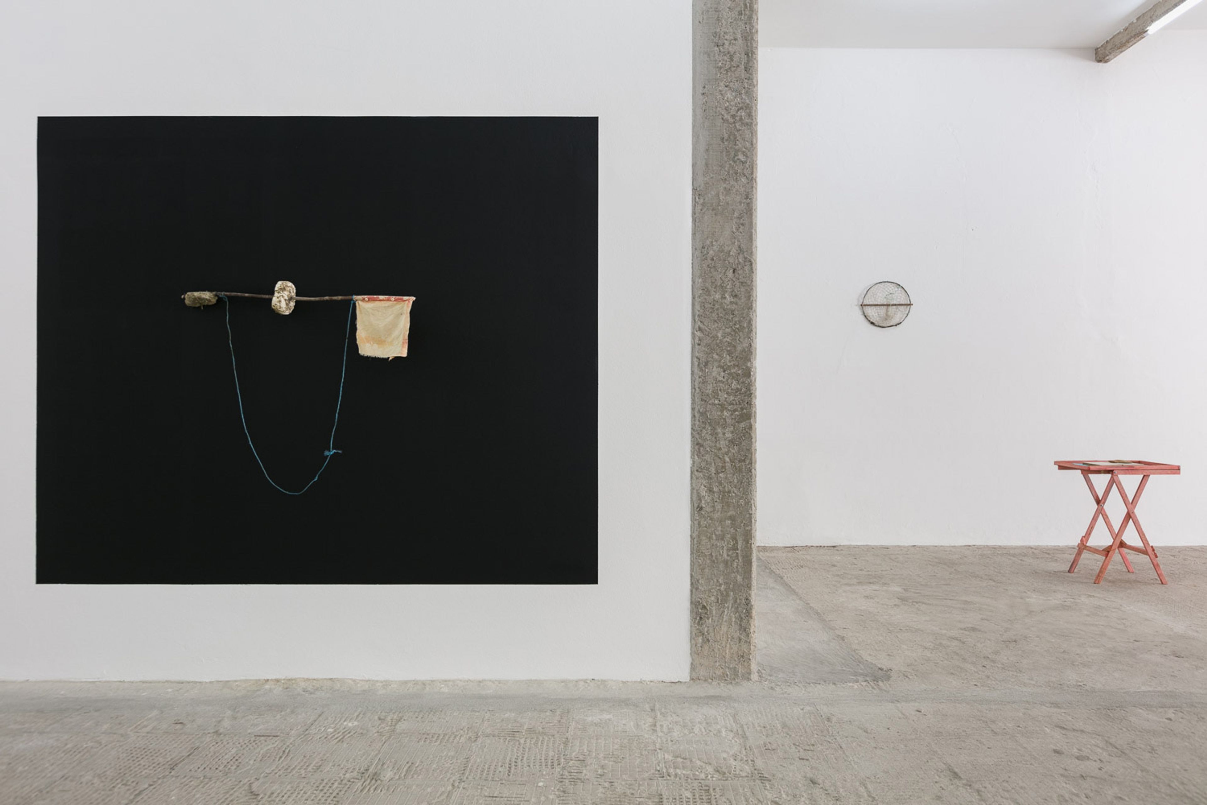 View of the exhibition Frente de Trabalho, Jaqueline Martins Gallery. Photo: Gui Gomes
