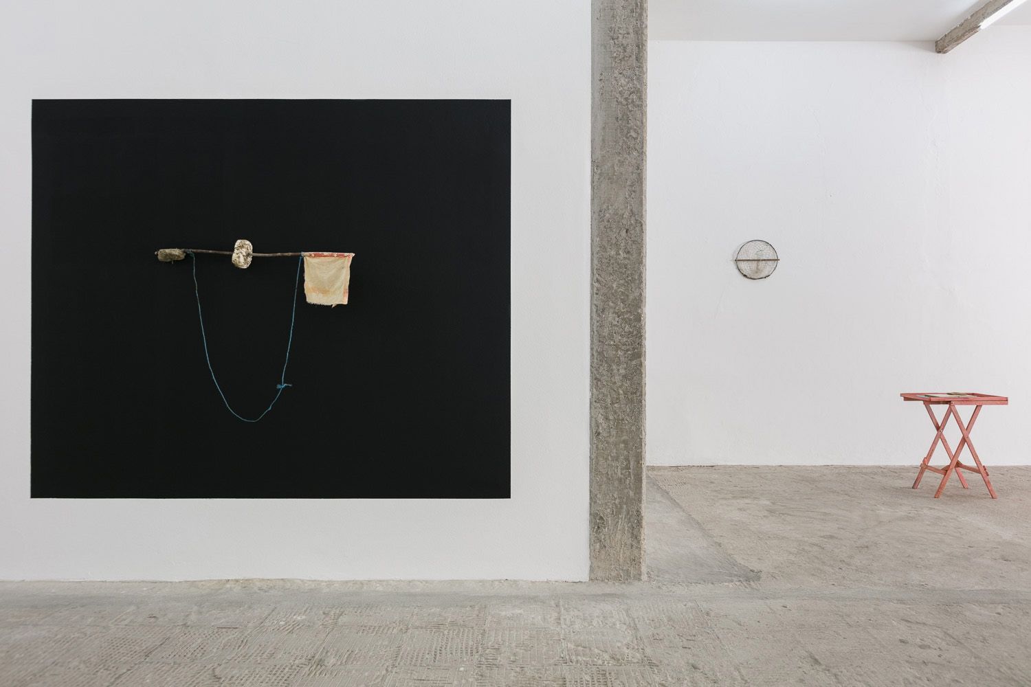 View of the exhibition Frente de Trabalho, Jaqueline Martins Gallery. Photo: Gui Gomes