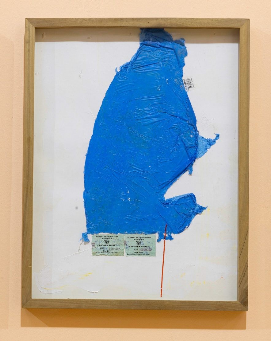 Installation View of “Elolo Bosoka: What he saw sees when he went goes strolling“ at Museum of Science and Technology (MST), Accra. September 12th – October 30th, 2024. Courtesy of the artist.