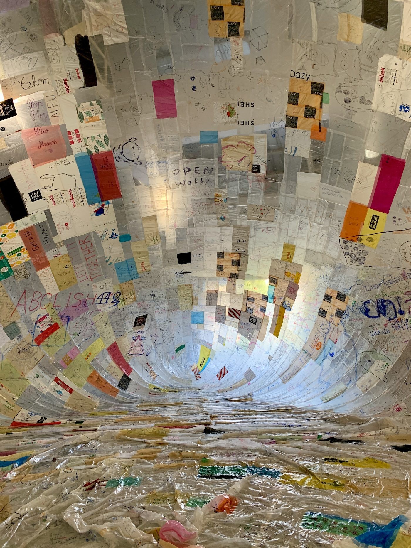 Tomás Saraceno, Museo Aero Solar, 2023. Photo: C&