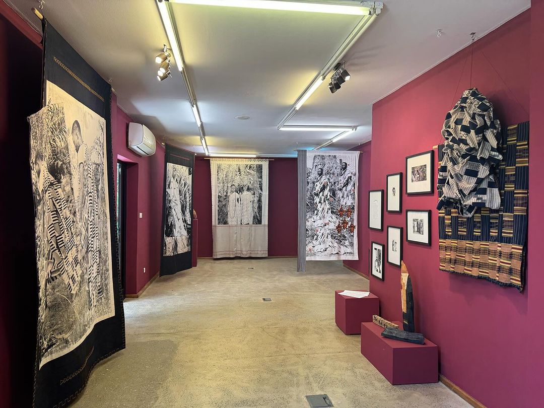 Installation View of „Zohra Opoku: With Every Fibre Of (My) Being“ at Raw Material Company. Photo: Marie Hélène Pereira.