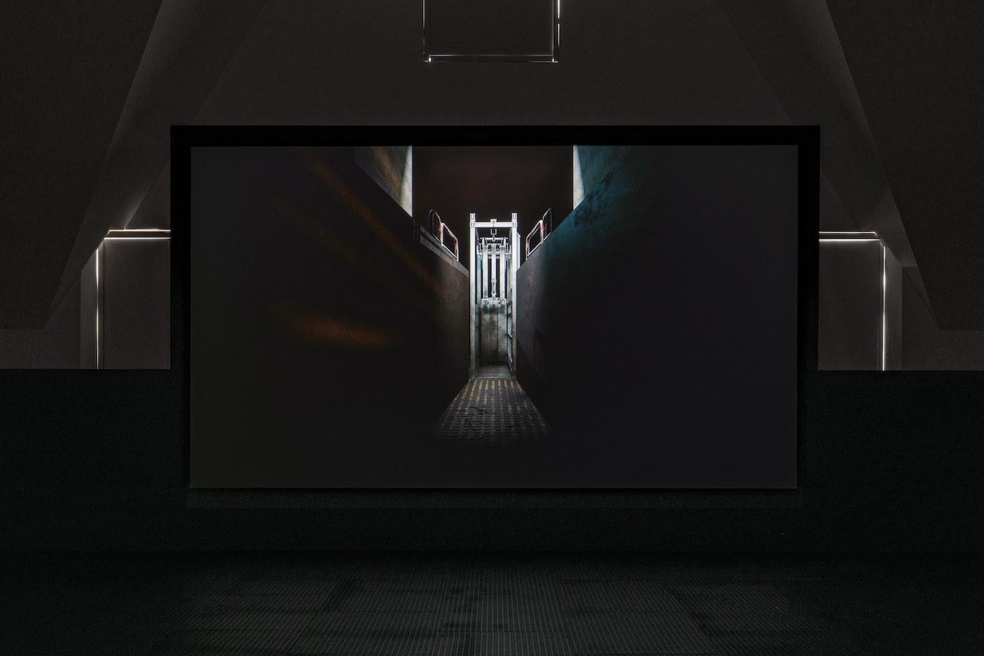 Aria Dean Conjures a Deathly Spectacle - Contemporary And