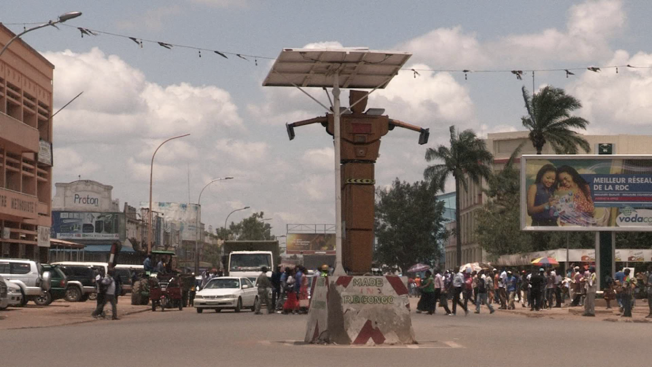 Fundi Mwamba (FM) Gustave Giresse, Robot (video still), 2015. Courtesy the artist.