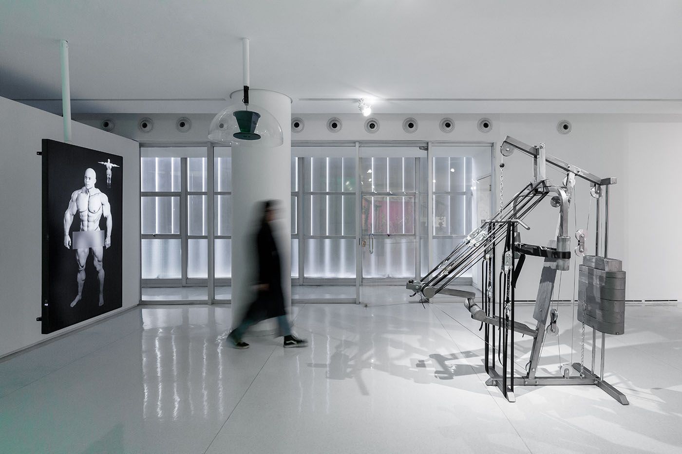 Marcus Deusdedit, untitled, from the Performance series, 2024. 38th Panorama of Brazilian Art: 1000º, São Paulo Museum of Modern Art. Multimedia installation 210 x 120 x 170 cm. Photo: Ruy Teixeira