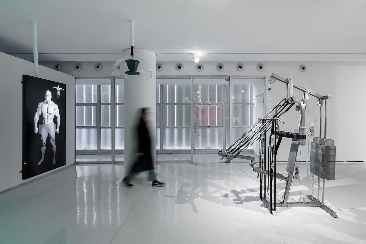 Marcus Deusdedit, untitled, from the Performance series, 2024. 38th Panorama of Brazilian Art: 1000º, São Paulo Museum of Modern Art. Multimedia installation 210 x 120 x 170 cm. Photo: Ruy Teixeira