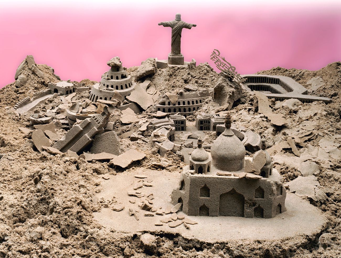 Liset Castillo, Pain is universal but so is hope, 2007. Aluminium print. Courtesy of Catálogo de fotógrafas cubanas.