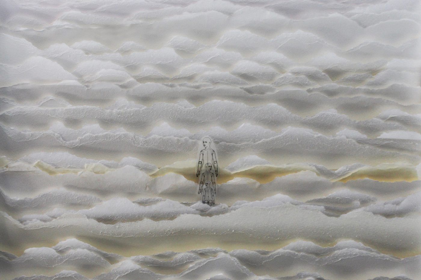 Najah Zarbout, Into the clouds, laceration, 70×50 cm, 2020. Courtesy the artist.