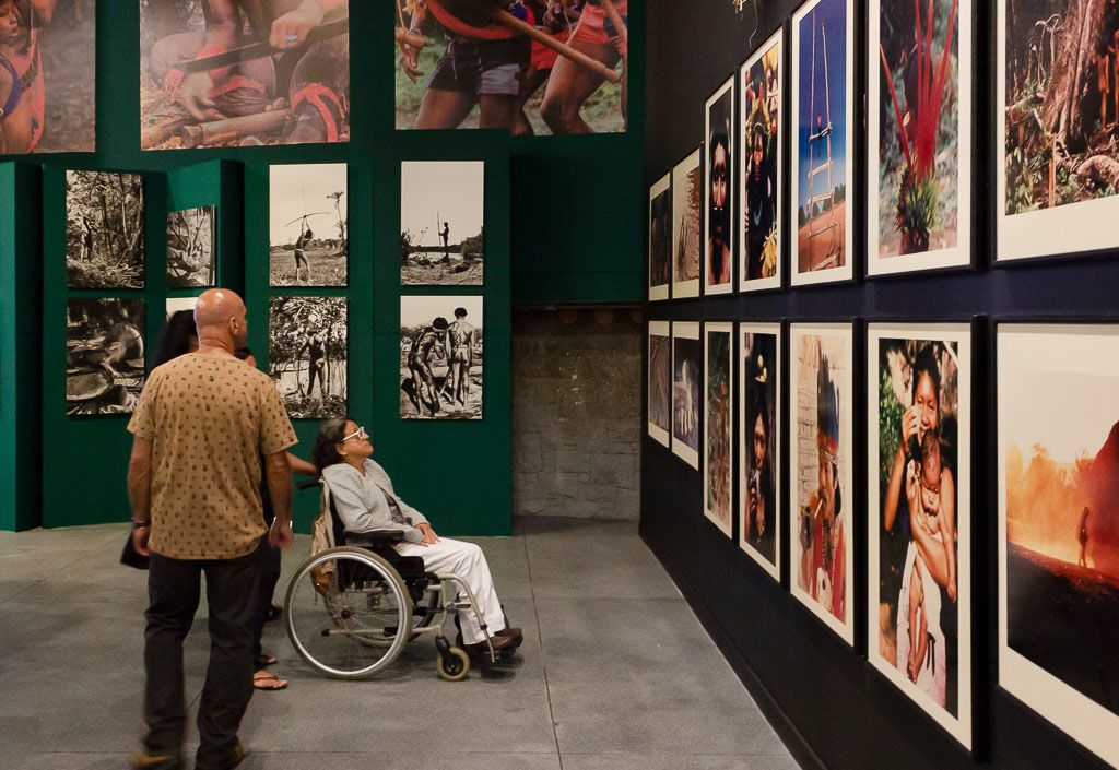 General view of the exhibit Legacies of a Deep Brazil, Museu Afro Brasil. Photo: Ricardo Pimentel.