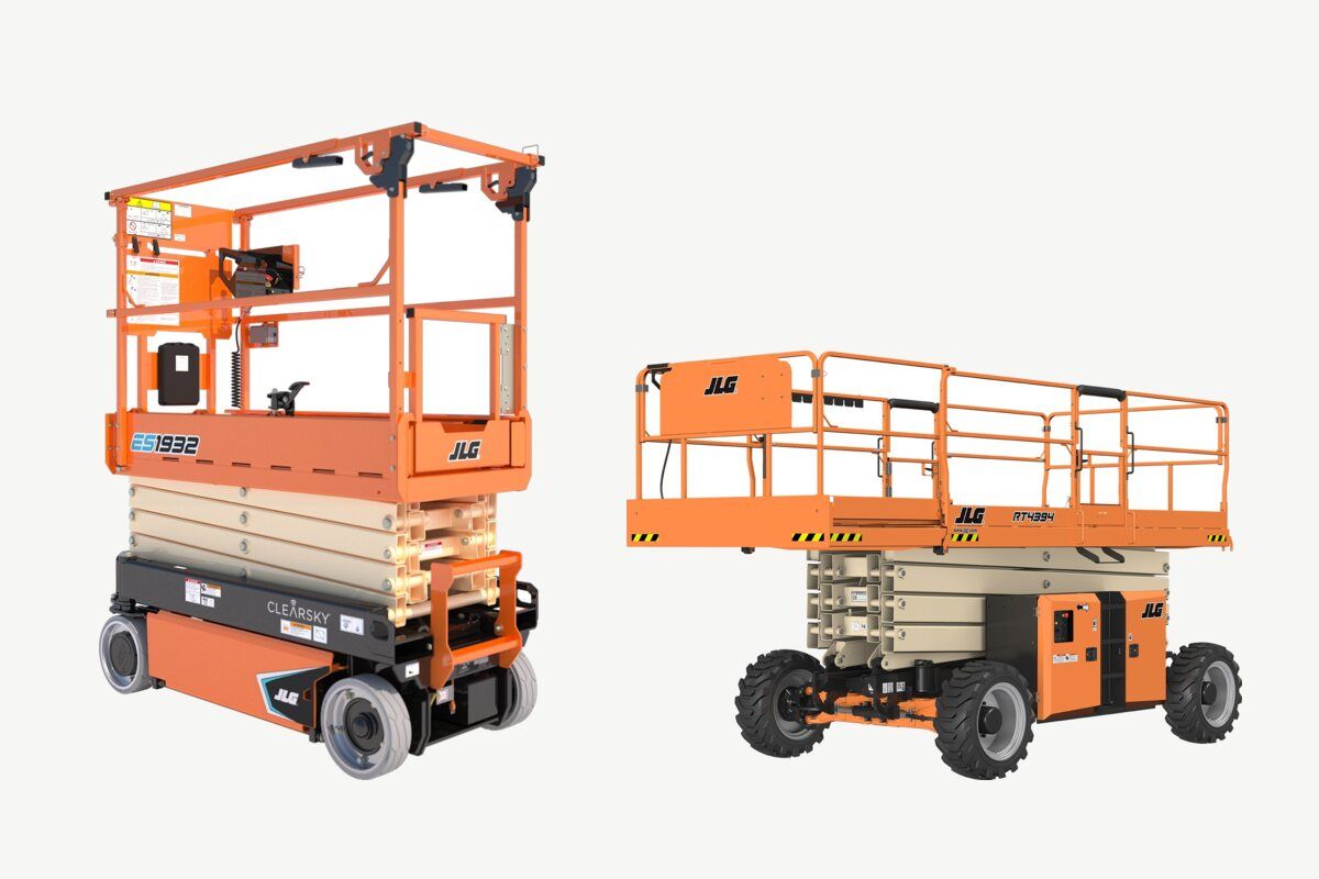 Plataformas de tesoura JLG: uma elétrica compacta e uma todo-o-terreno a diesel