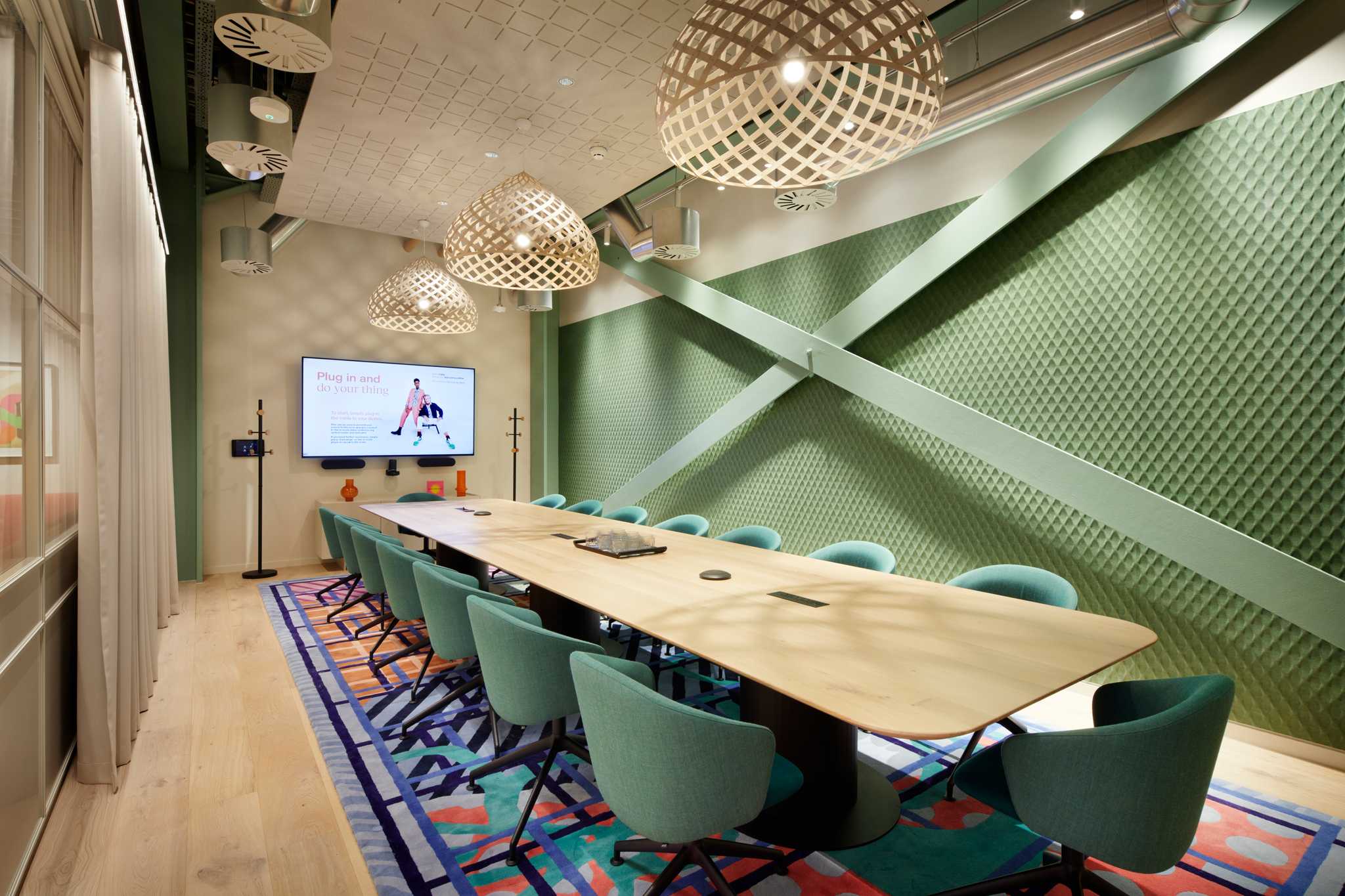 A large meeting room in the Shoreditch, Montacute Yards office.