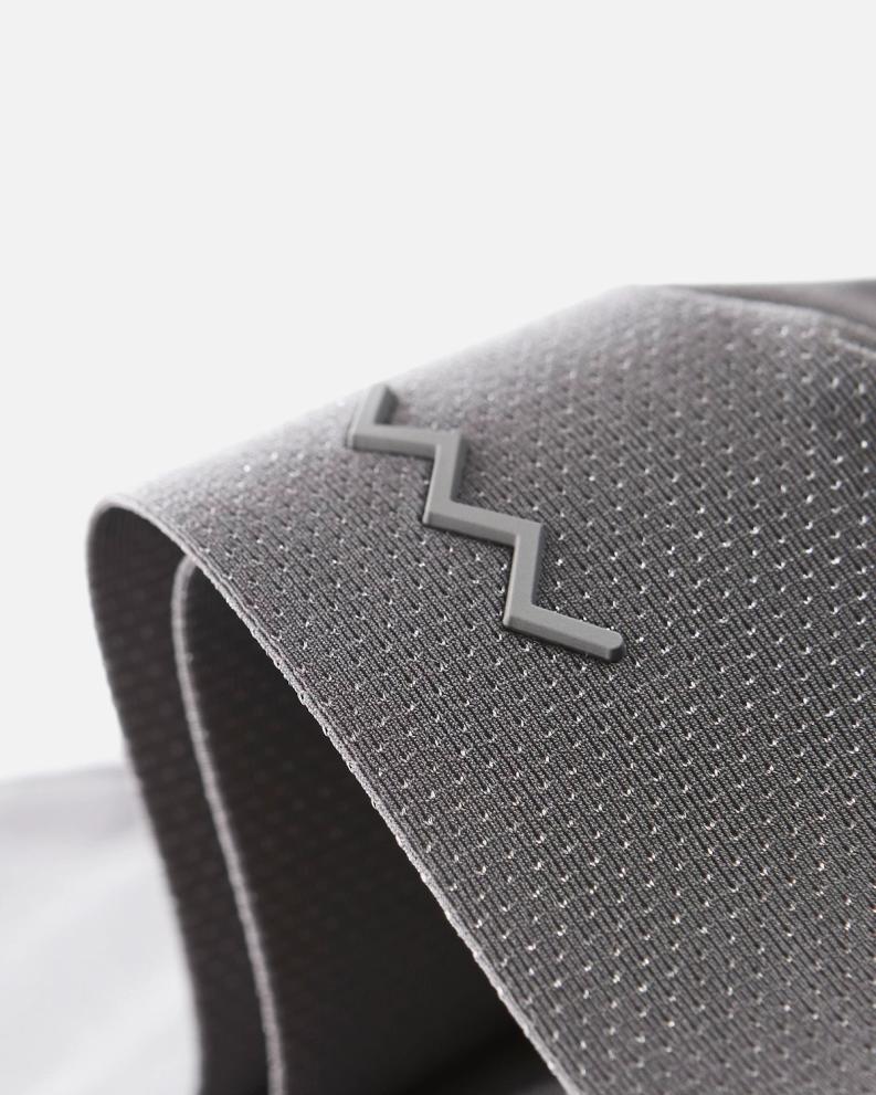 Heat adaptive waistband image