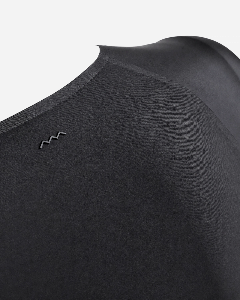 Dominate base t close up back shot