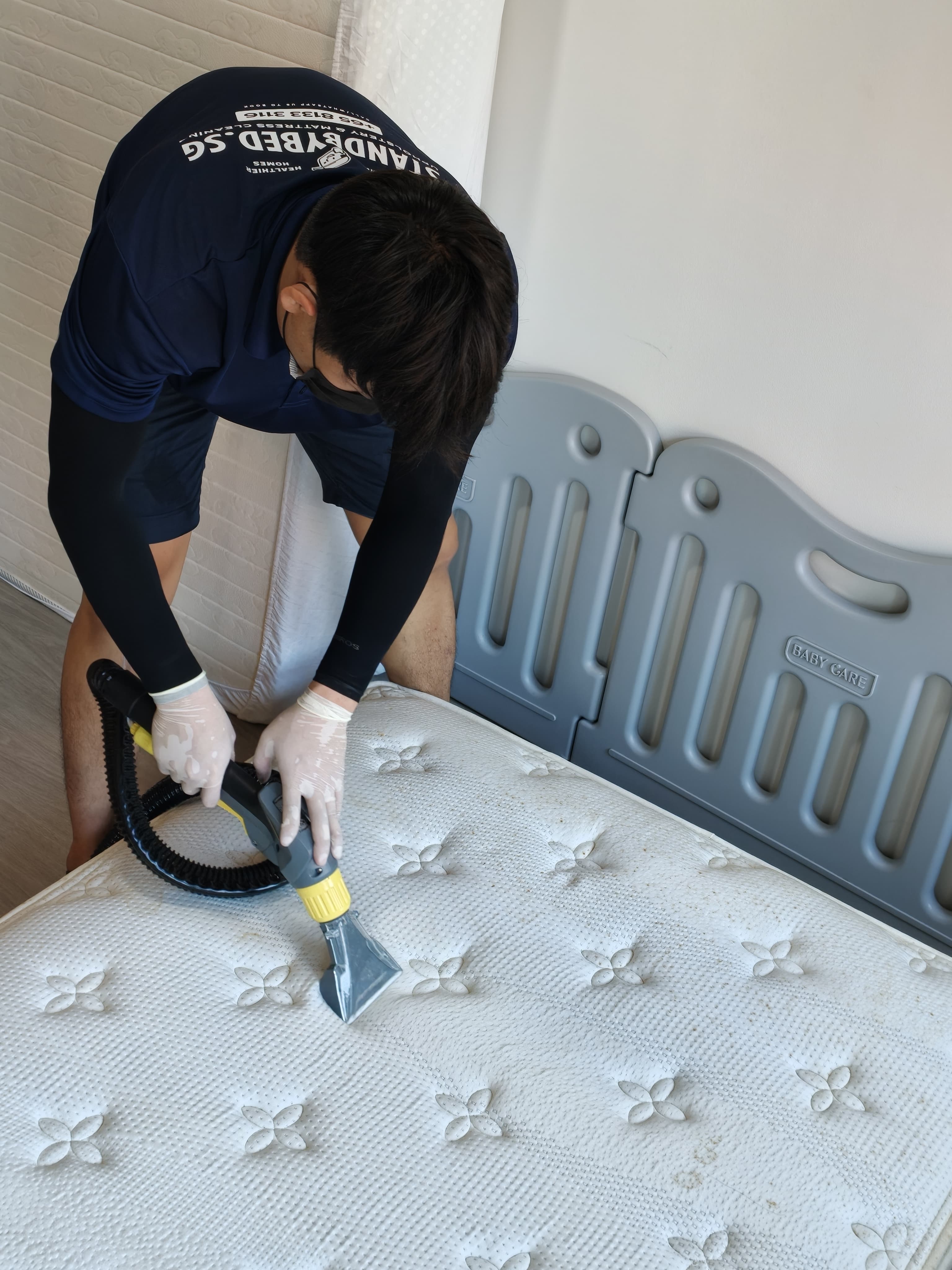 baby bed cleaning