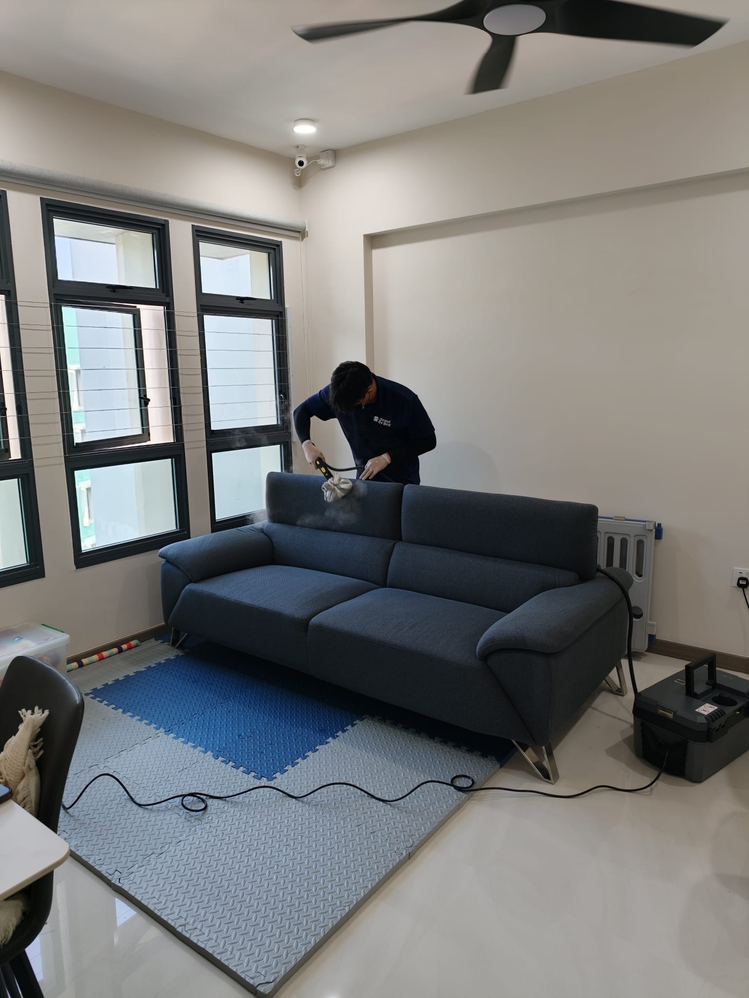 living room deep cleaning