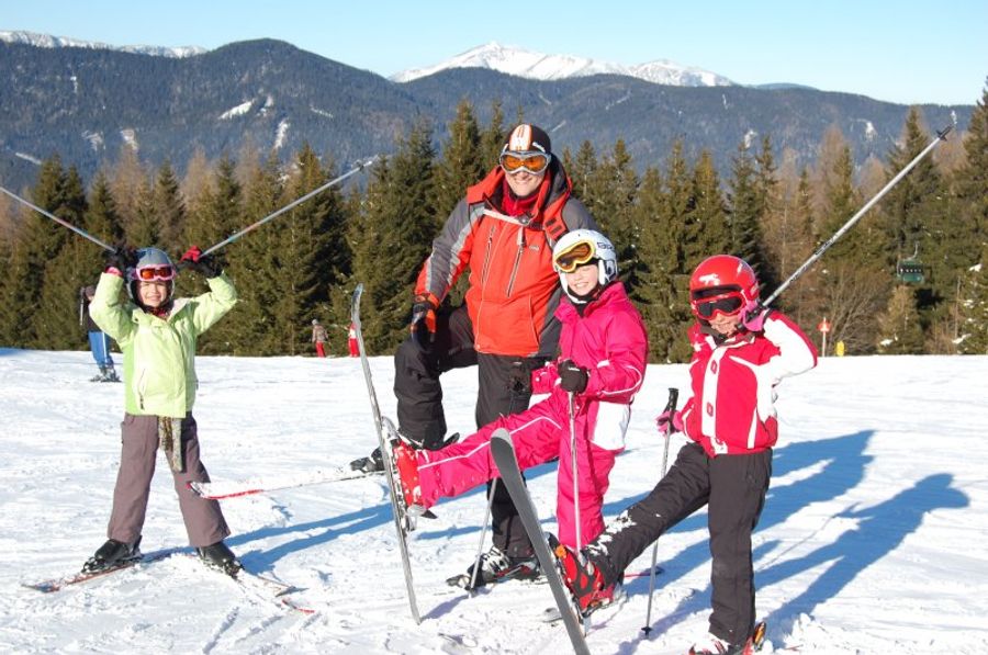 Austria - schi - tabăra internațională de schi