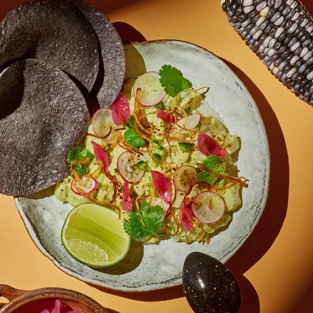 Tostadas med kveite-ceviche