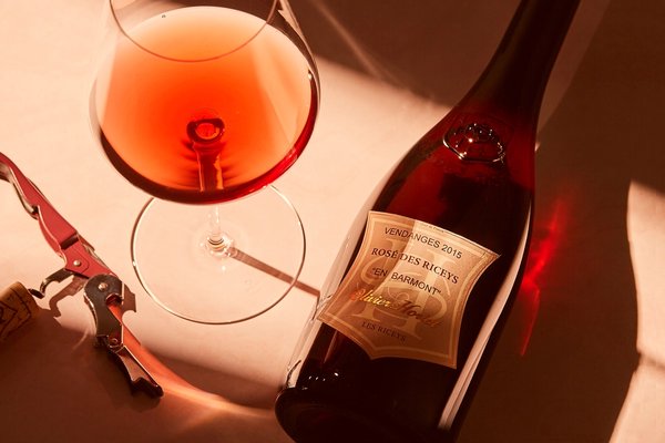 Ukas vin er en atypisk kultrosé fra Champagne