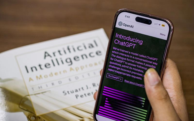 Synlig i AI-søk: slik blir bedriften din funnet når kundene spør ChatGPT og Google