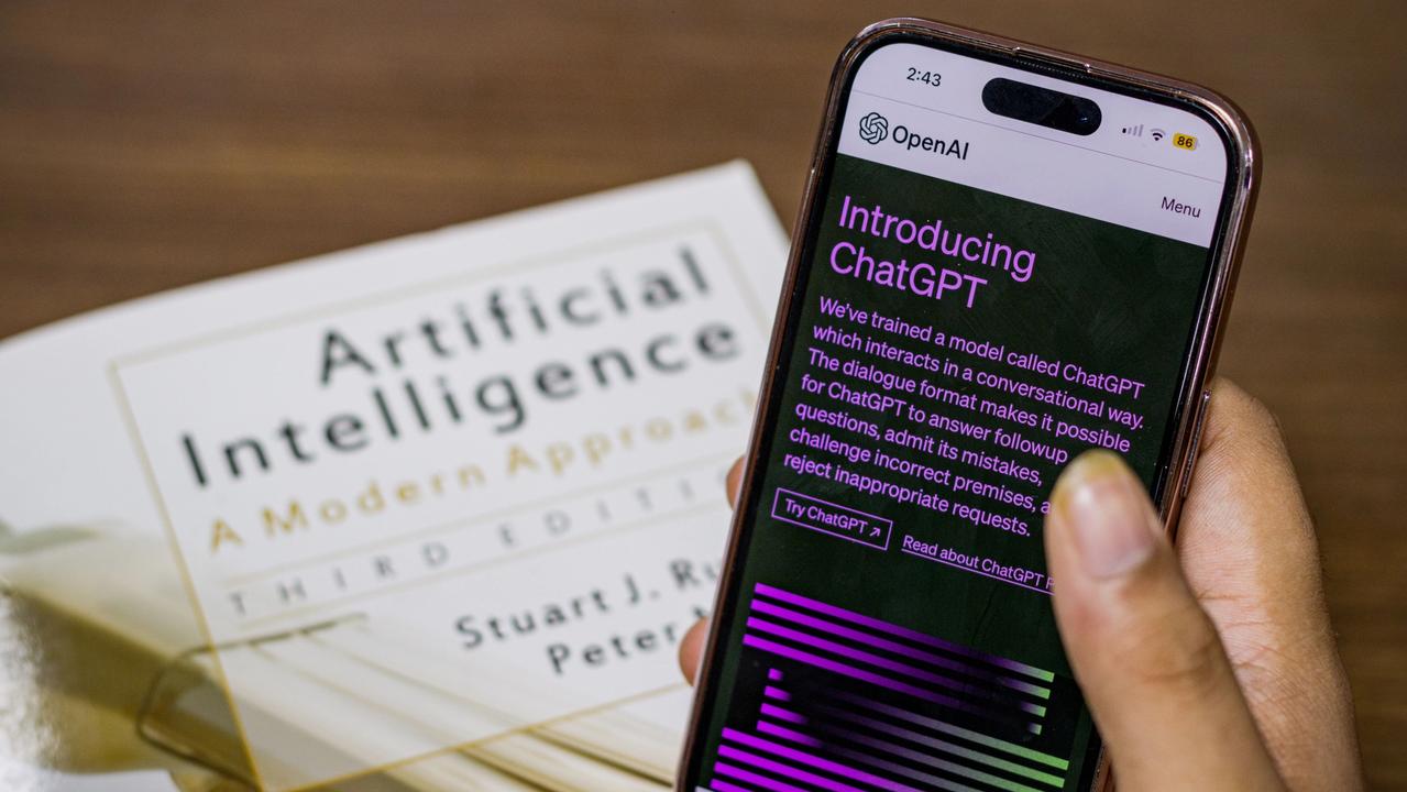 Synlig i AI-søk: slik blir bedriften din funnet når kundene spør ChatGPT og Google