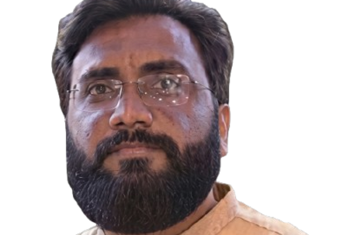 The person behind Zee Aviary & Zee Aviary by S.M.Zeeshan