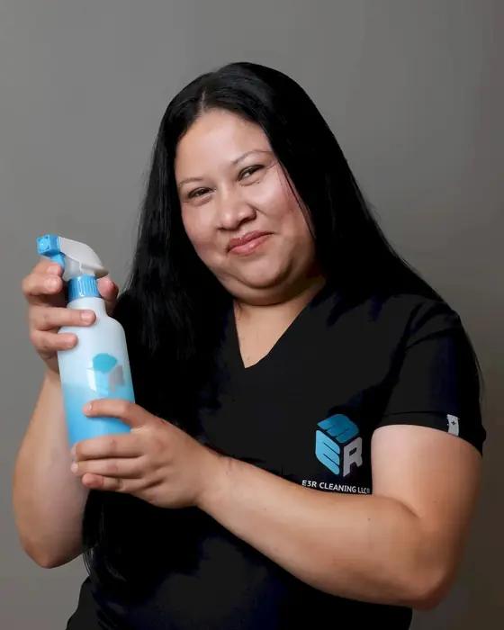 Fabiola Garay, E3R Cleaning team