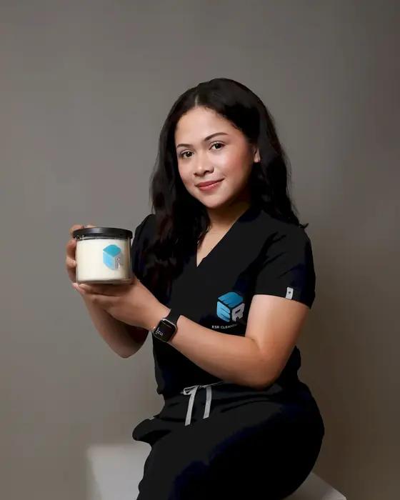 Jeymi Cruz, E3R Cleaning team