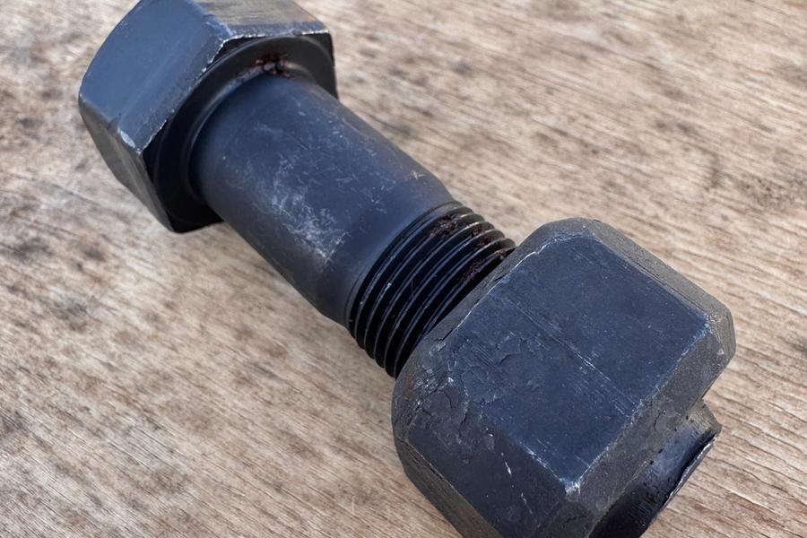 Bolt+nut