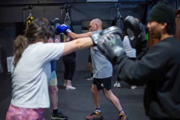 beginner boxing class in queenstown
