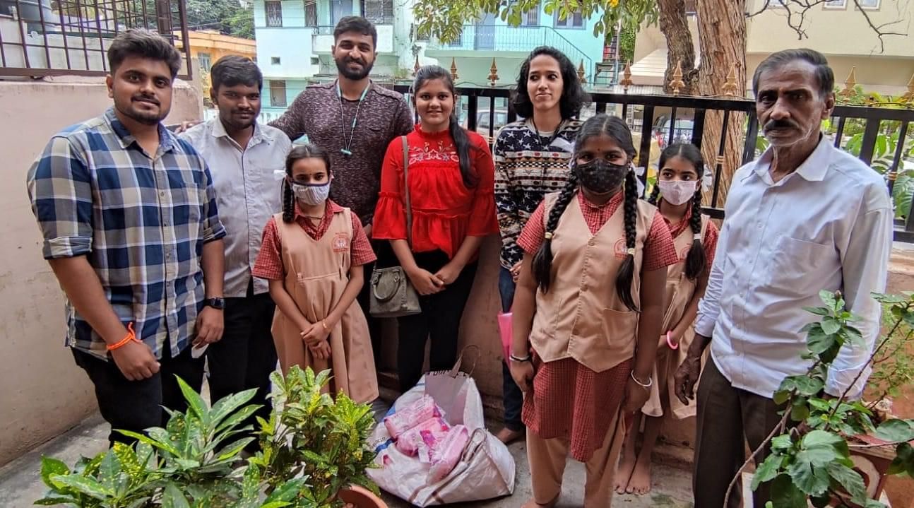 Donation at Belaku Shishu Nivasa