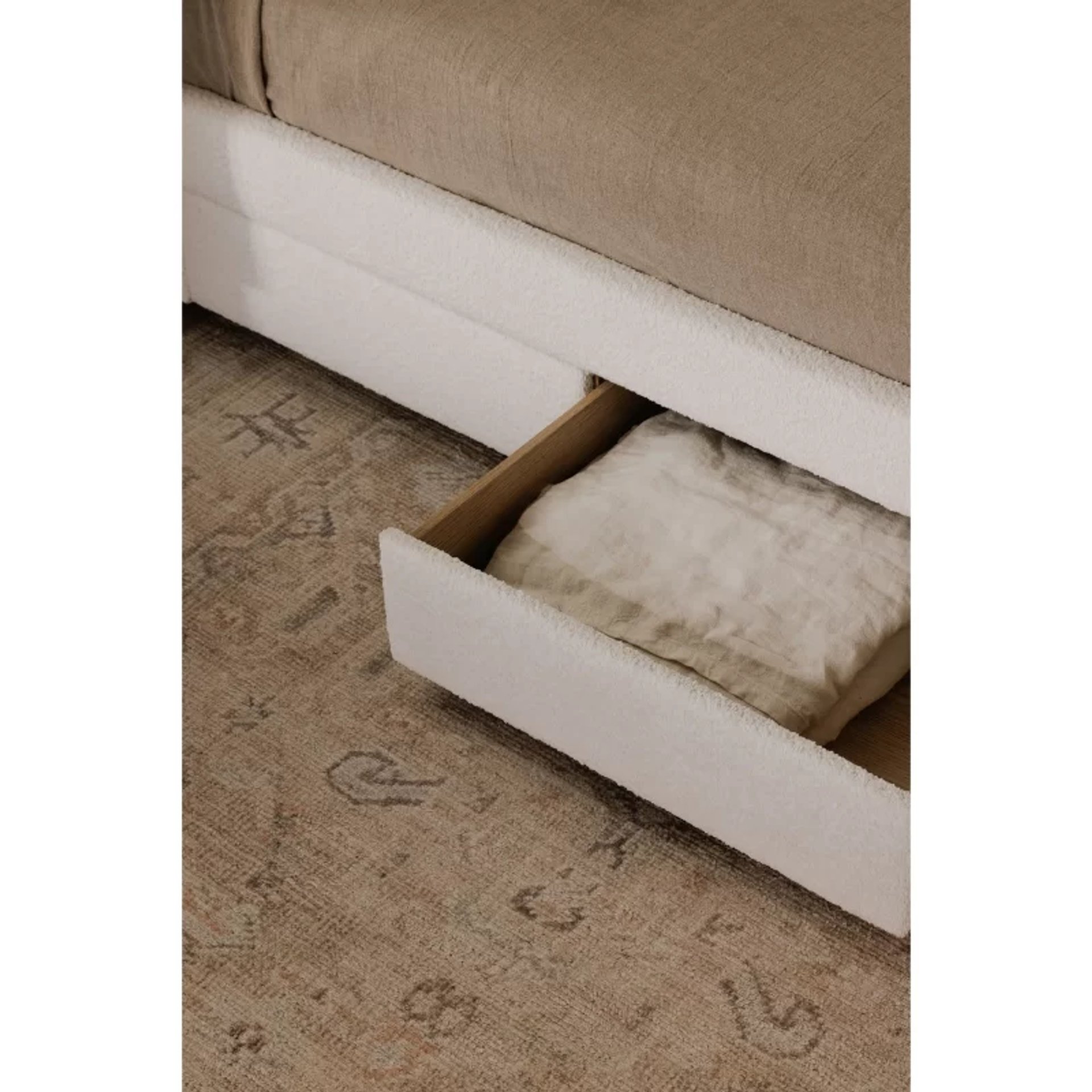 Lavalle king bed