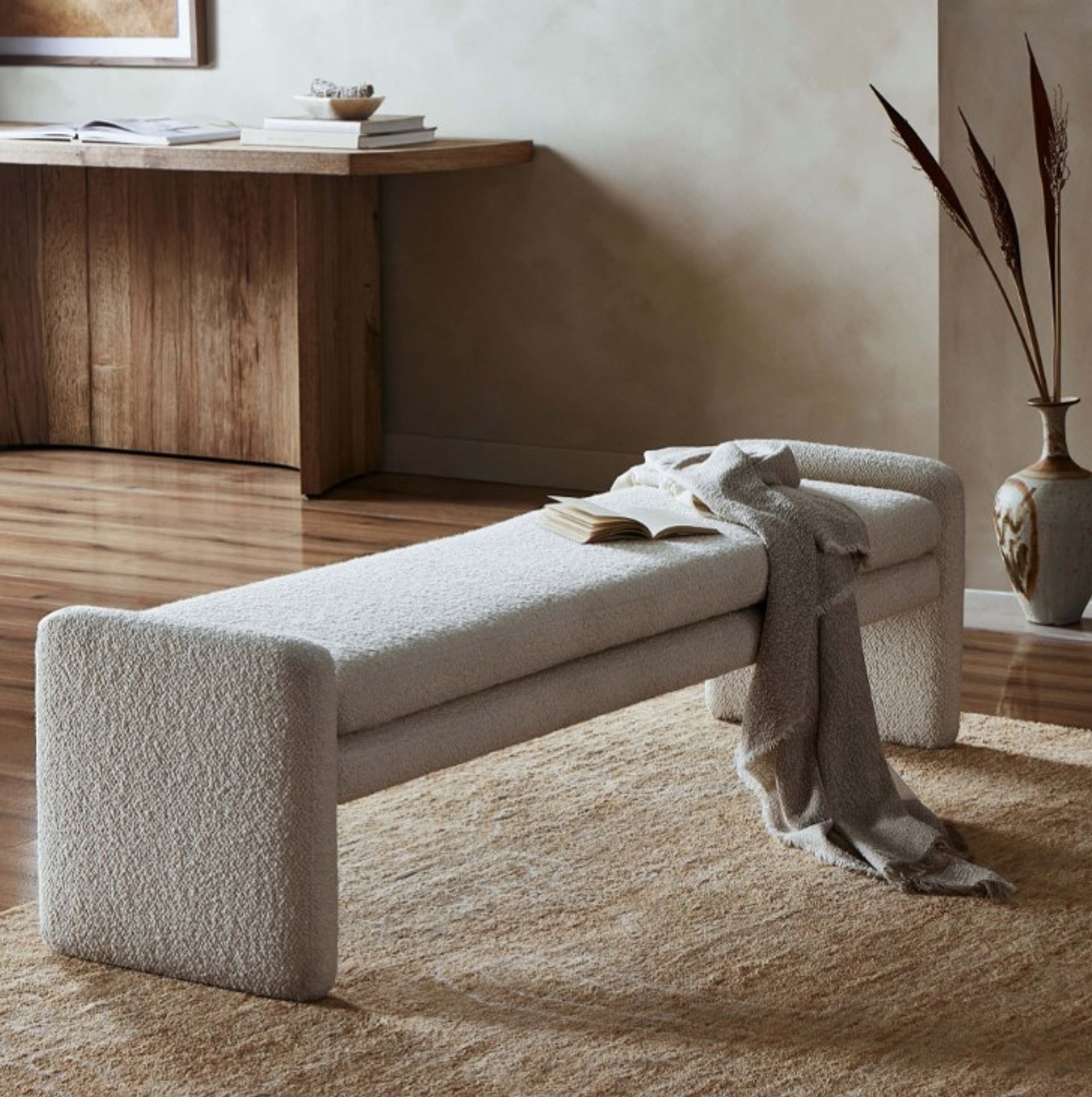 Sola bench
