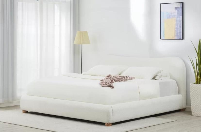 Correo king bed — image 3 of 4