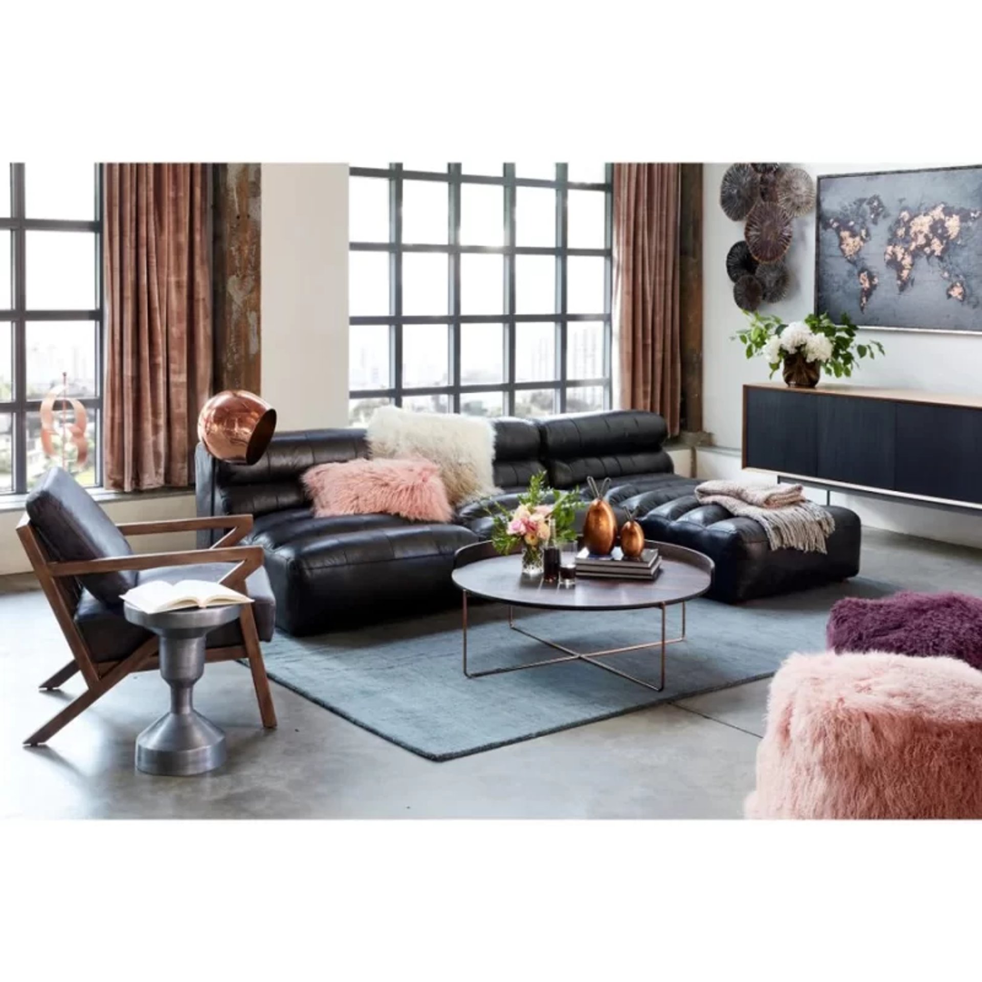 Tirso accent chair