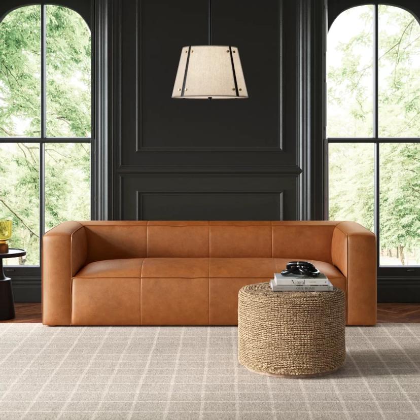 Garda sofa — image 1 of 4
