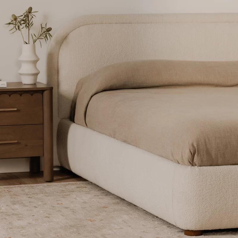 Rada king bed