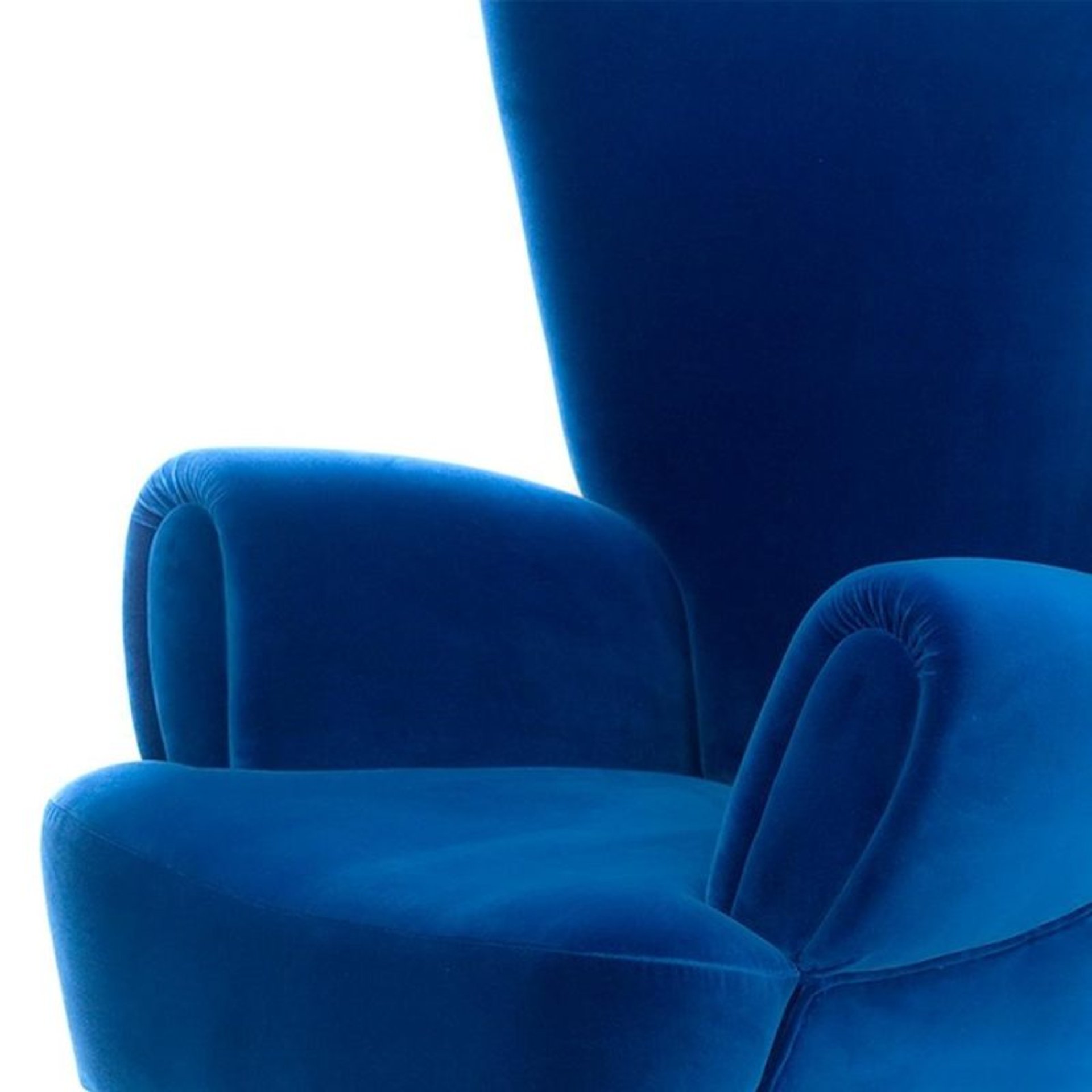 Comica arm chair