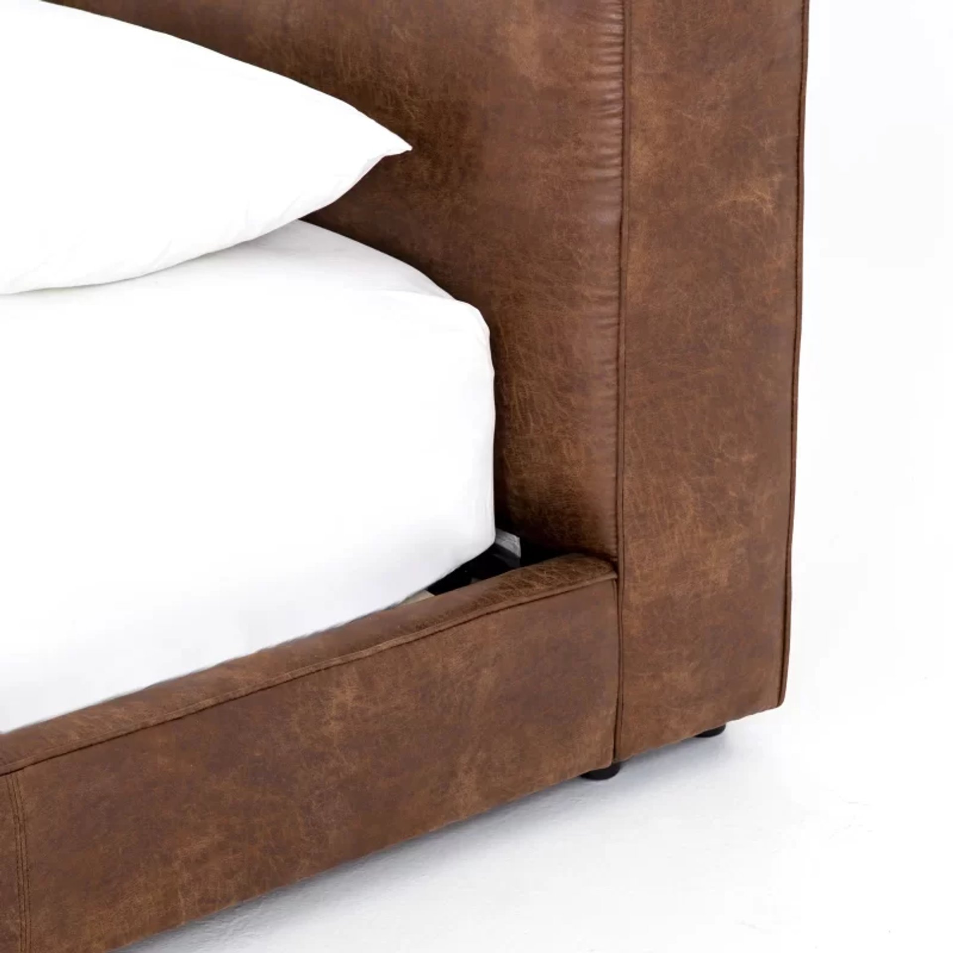 Iguazu king bed