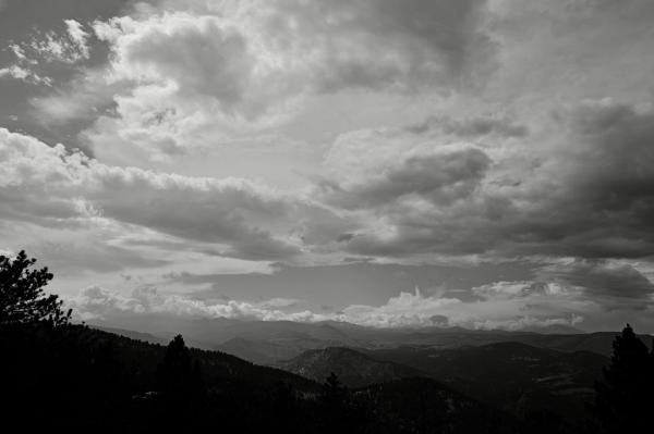Overlook in Gulch of mountains and clouds