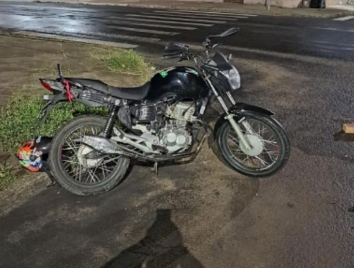 Colisão entre Hilux e motocicleta é registrada em Mafra