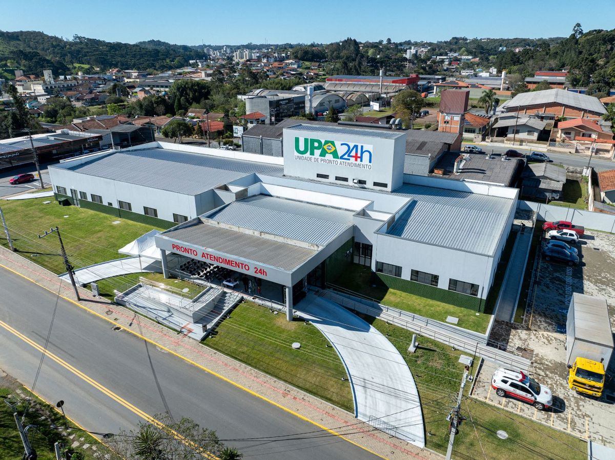 Governo de SC entrega maior UPA 24h do Planalto Norte