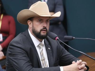 Comissão aprova instalação de painéis que mostrem velocidade medida por radares