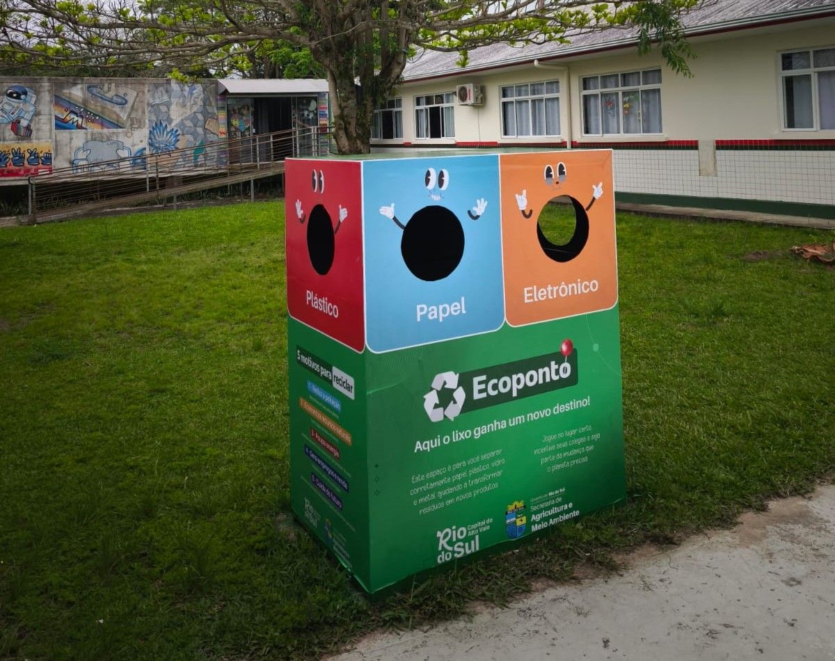 Ecopontos em escolas incentivam descarte correto e educação ambiental em Rio do Sul