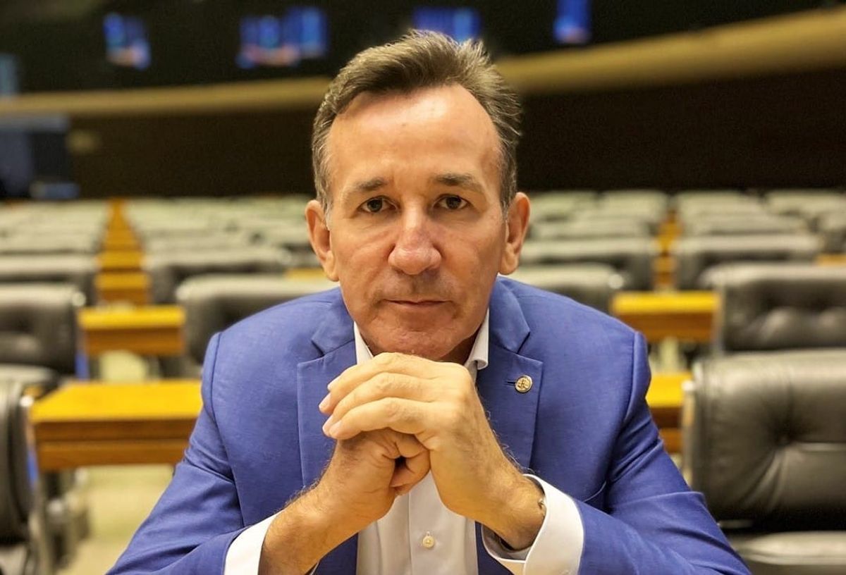 SC apoia maciçamente a CPI do Master; Jorge Goetten ainda é incógnita