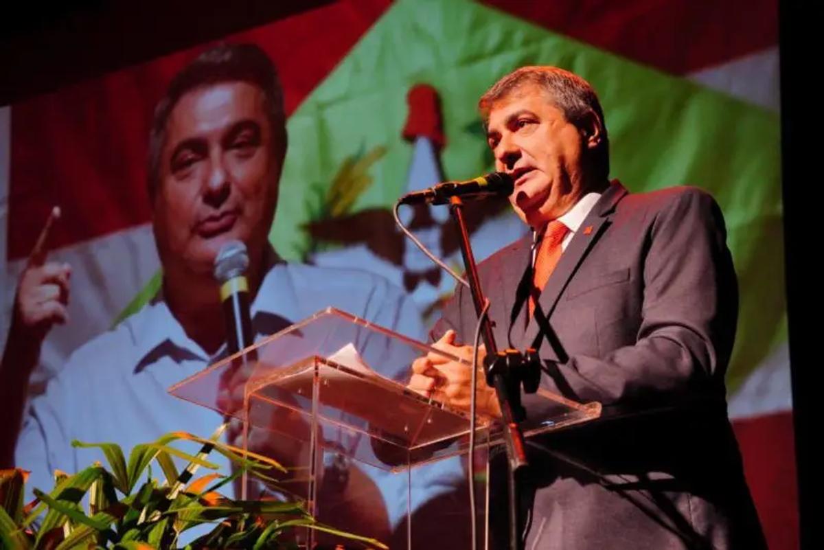 Antídio Lunelli (MDB) declina de pré-candidatura ao governo do Estado