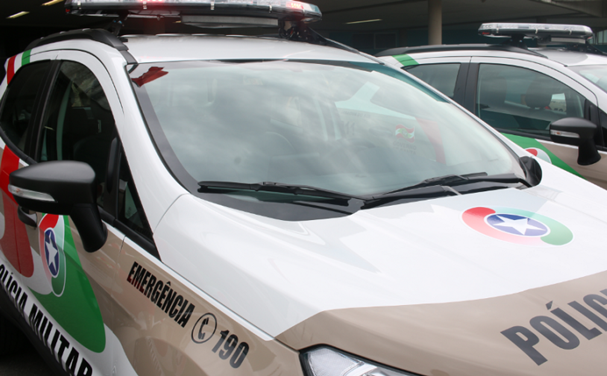 Homem é detido após roubar ferramenta e fugir em veículo no Centro de Petrolândia