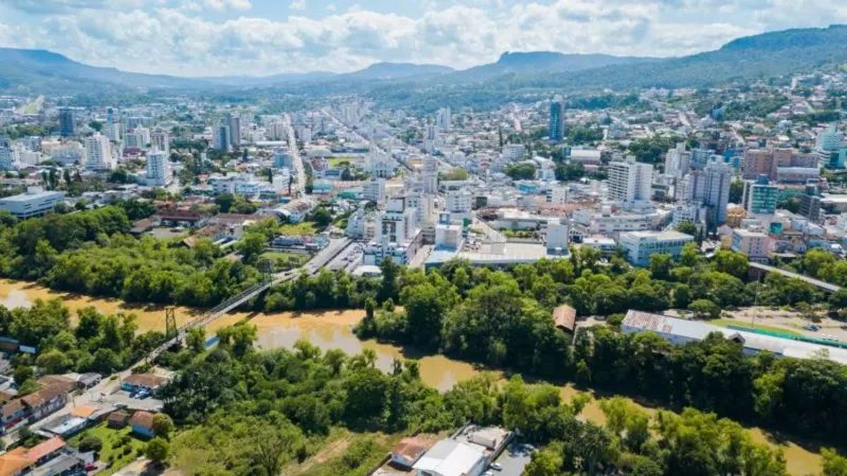 MPSC denuncia quadrilha por fraudar licitações e desviar milhões de reais em Rio do Sul 