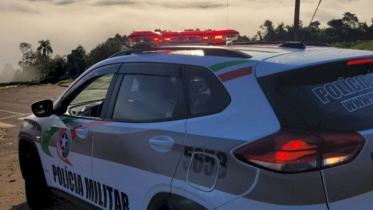Motorista é flagrado dirigindo embriagado após colisão em rodoviária no Alto Vale