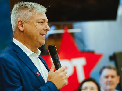 Fabiano da Luz vence Luciane Carminatti e é eleito presidente do PT-SC