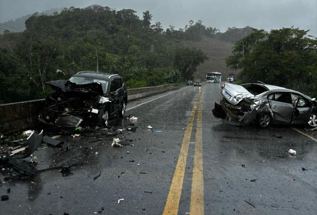 Colisão frontal deixa motorista gravemente ferido na BR-470 entre Ascurra e Rodeio