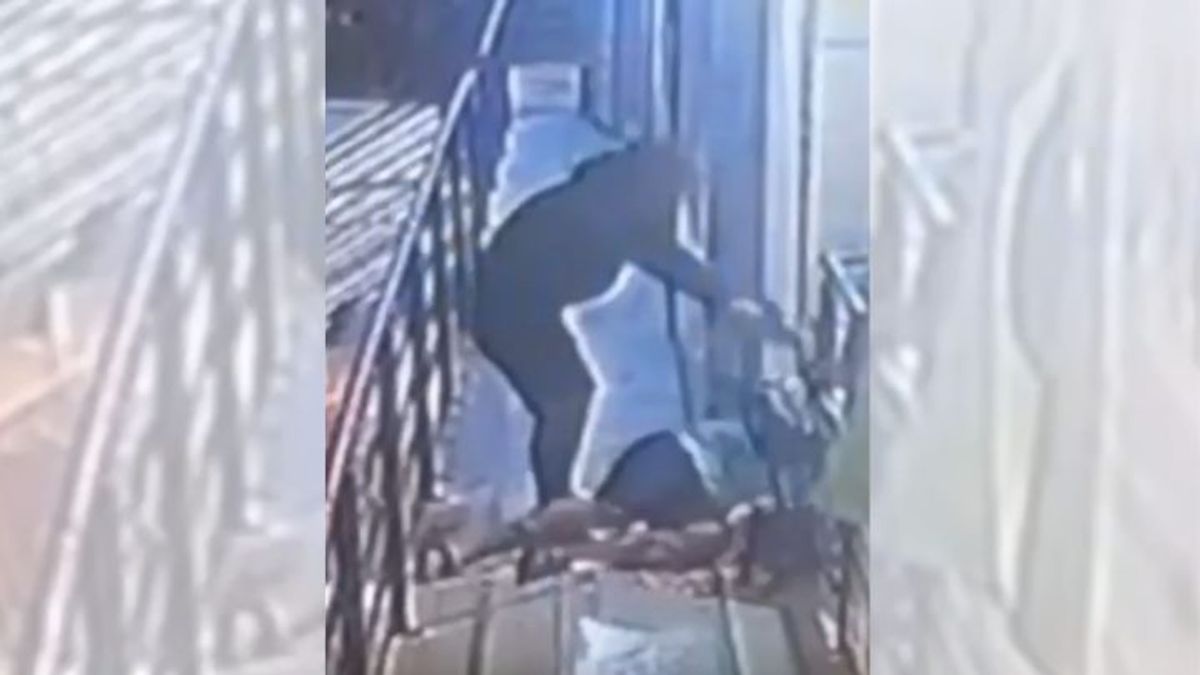 Homem é morto a tiros com filho no colo em SC; bebê ficou em estado grave